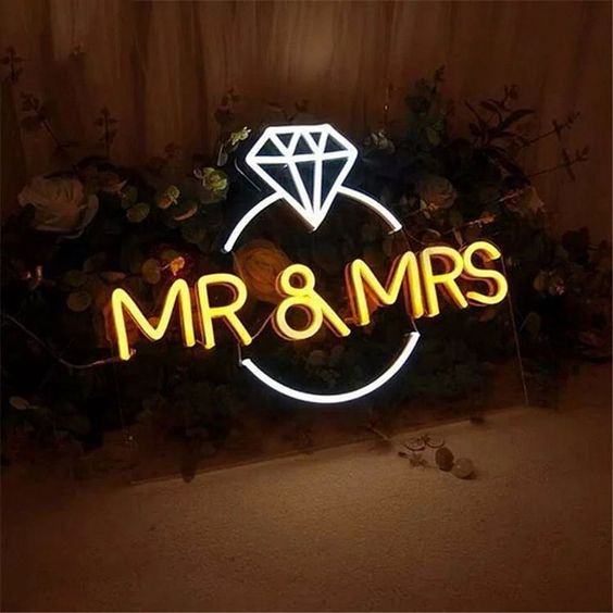 Mr & Mrs Diamante